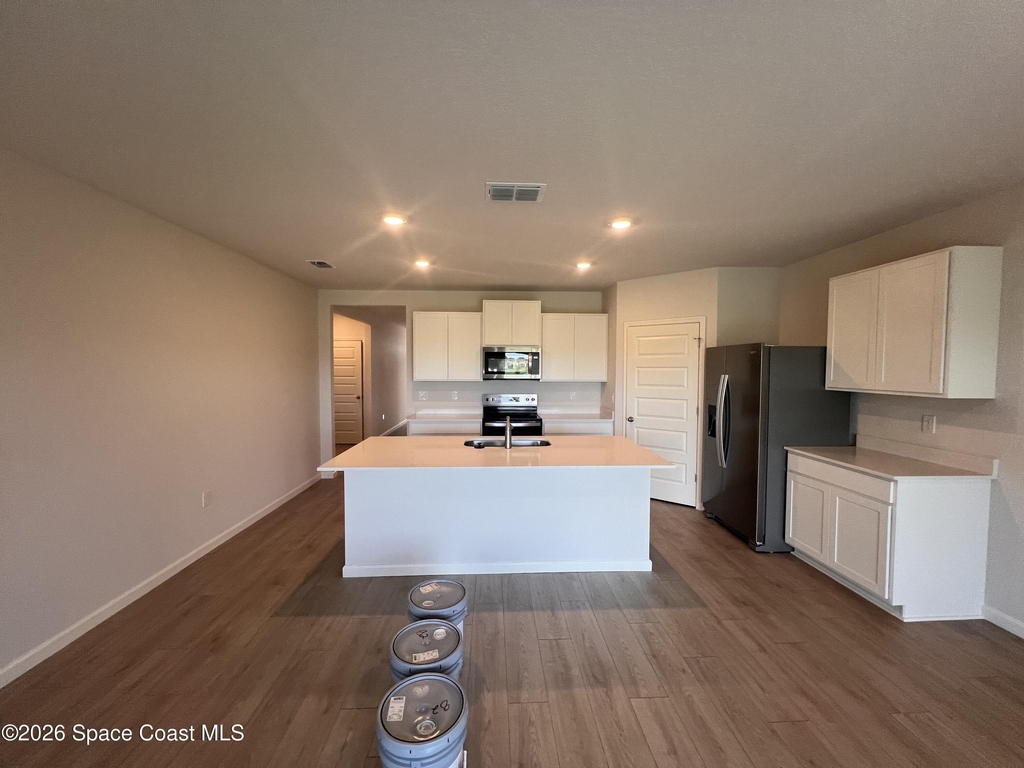 1493 Garabaldi Circle Se - Photo 9
