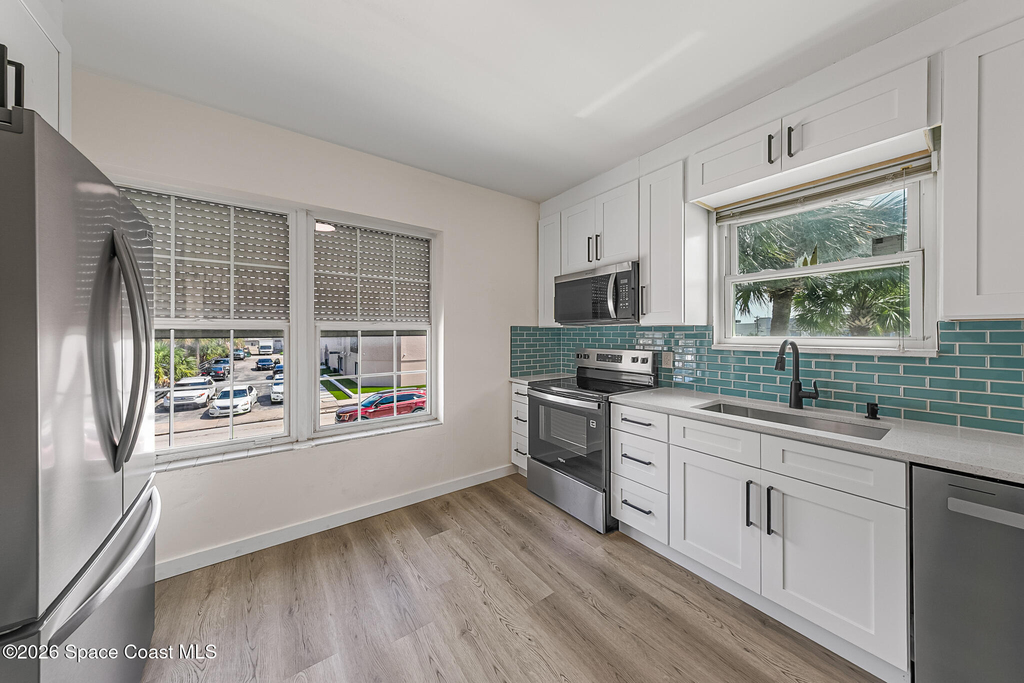 1008 E Strawbridge Avenue - Photo 13