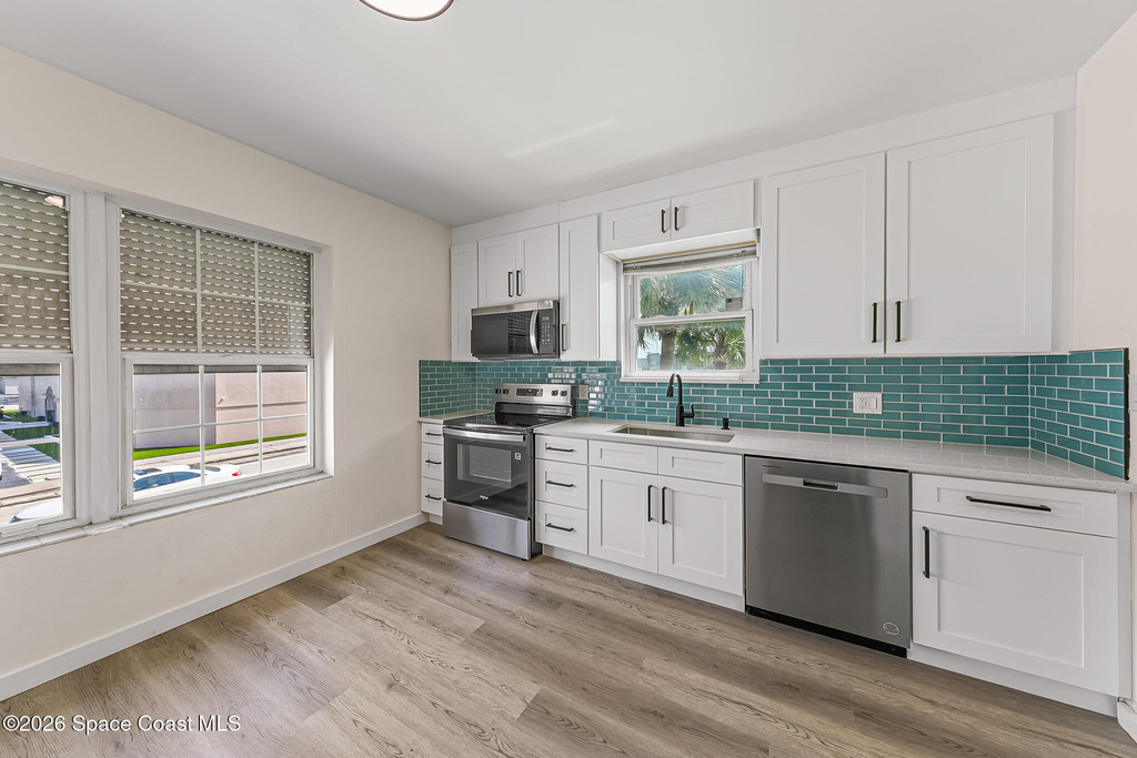 1008 E Strawbridge Avenue - Photo 12