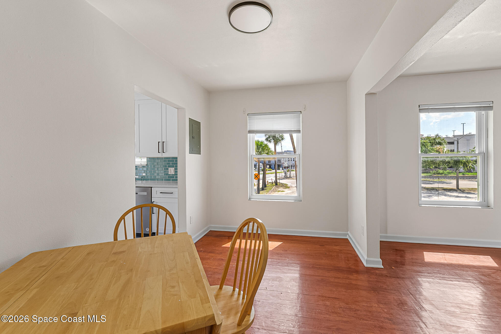 1008 E Strawbridge Avenue - Photo 10