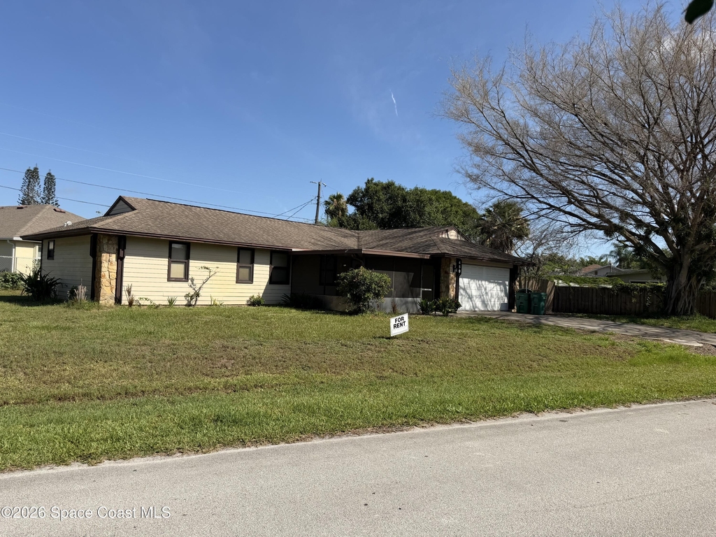 450 Columbus Street - Photo 0