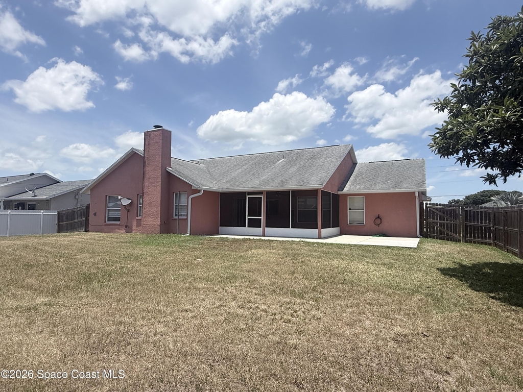 1660 Wake Forest Road Nw - Photo 4