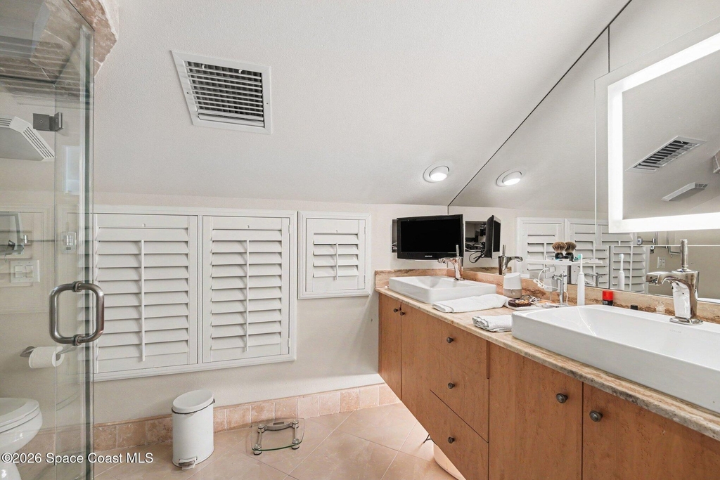 120 Lansing Island Drive - Photo 40