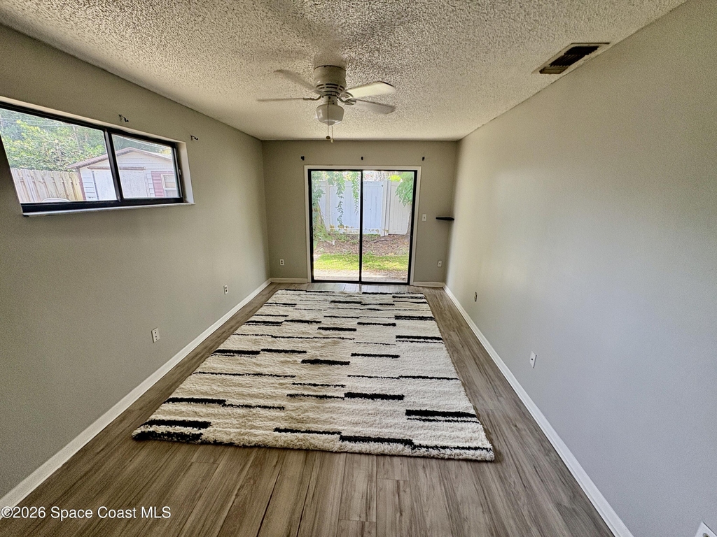 319/321 Jefferson Avenue - Photo 1