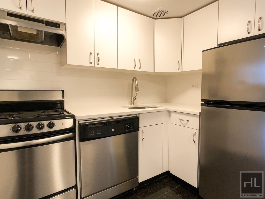 East 69 Street - Photo 0