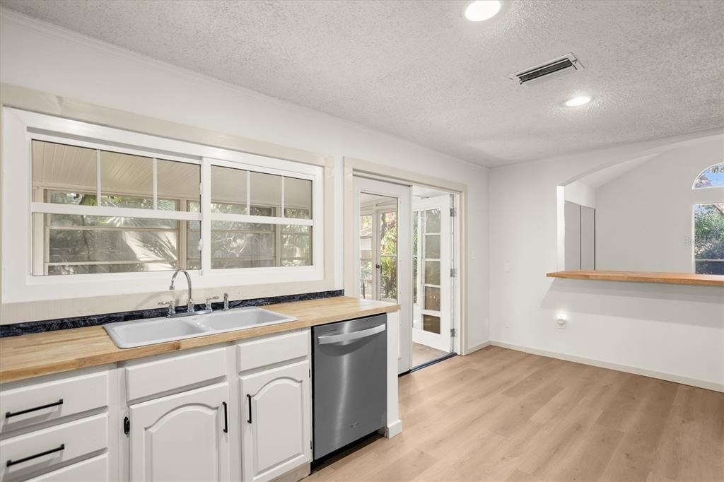 8725 Erie Lane - Photo 16