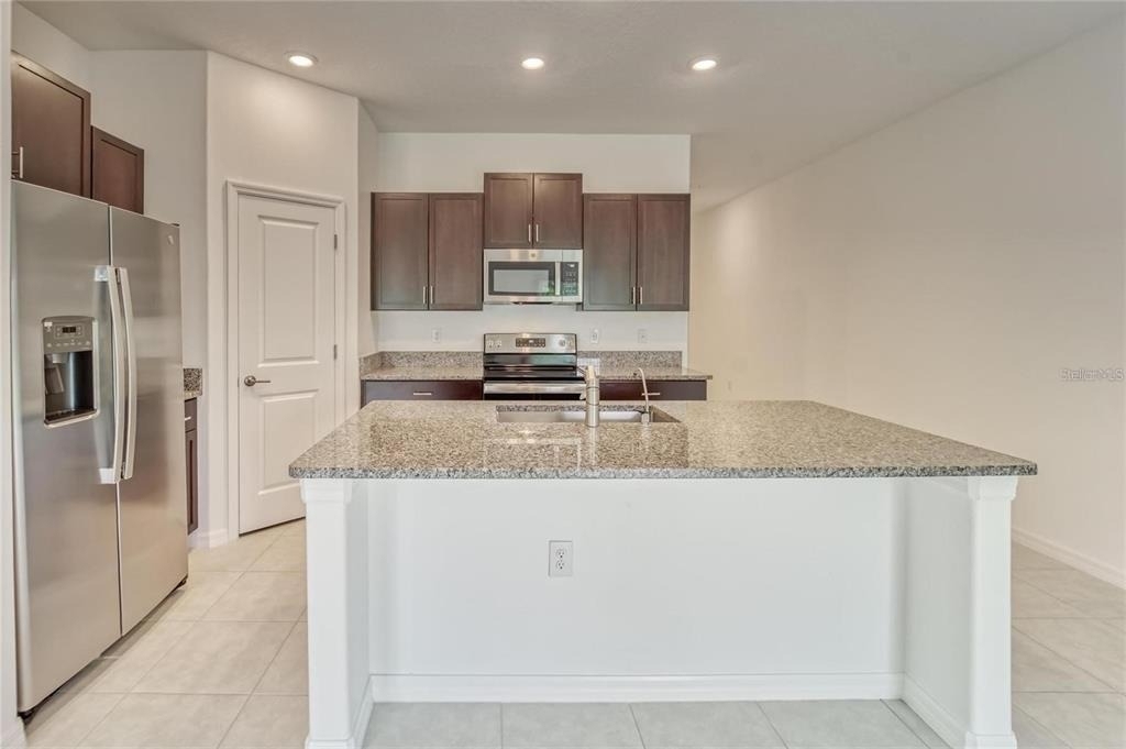 5514 Blue Azure Drive - Photo 10