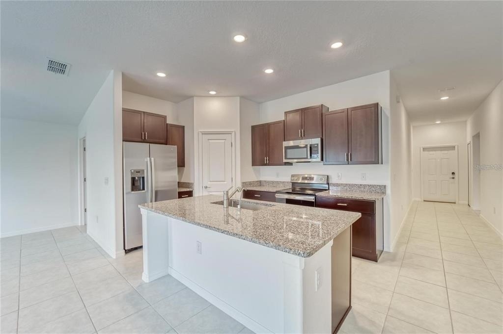 5514 Blue Azure Drive - Photo 11
