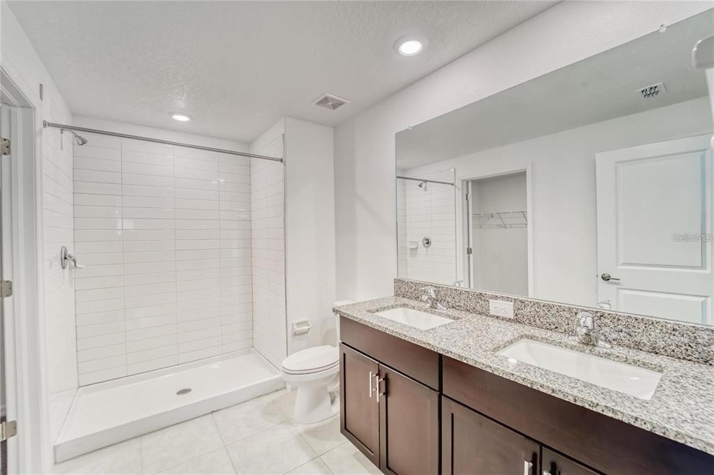5514 Blue Azure Drive - Photo 17
