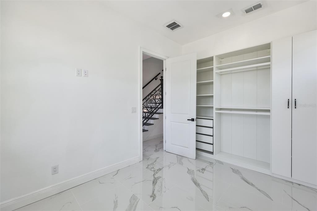 2816 Corrine Street - Photo 5