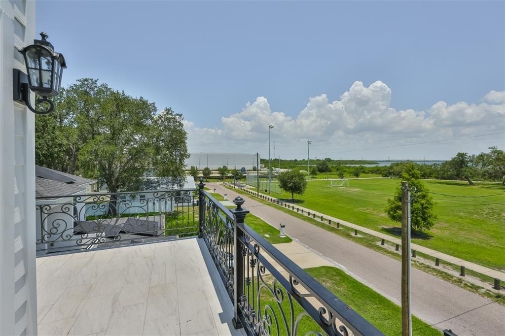 2816 Corrine Street - Photo 38