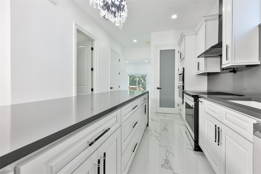 2816 Corrine Street - Photo 10