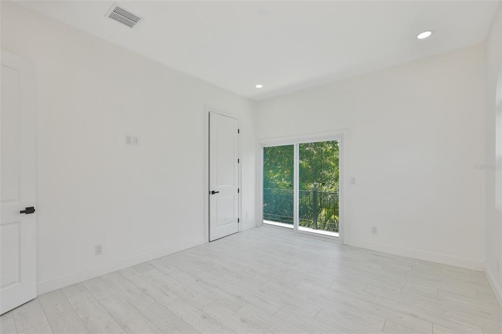 2816 Corrine Street - Photo 32
