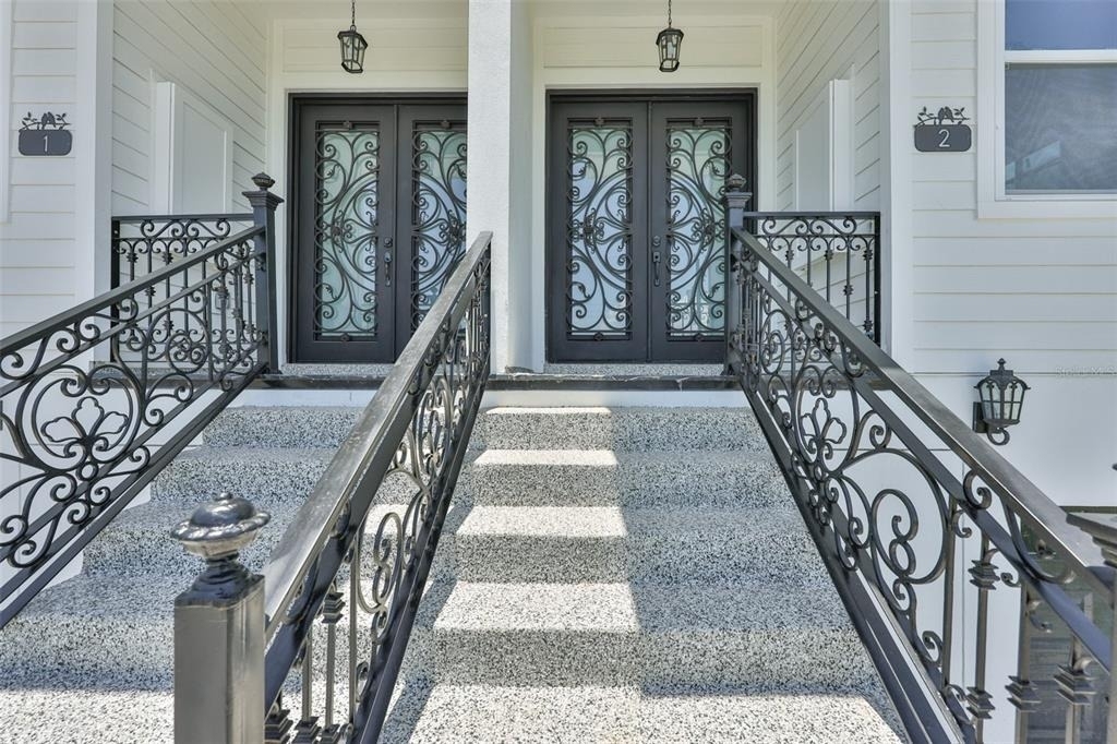 2816 Corrine Street - Photo 2