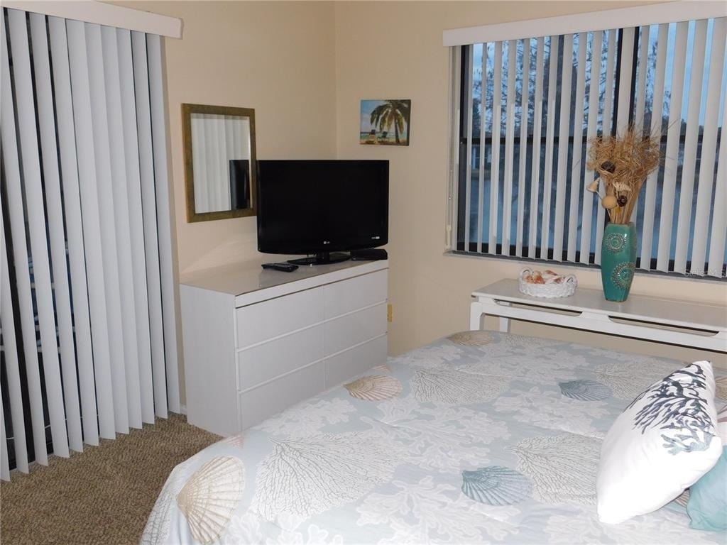 272 Woodlake Wynde - Photo 9