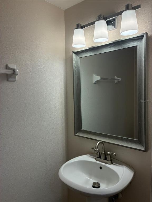 8648 Hunters Key Circle - Photo 9