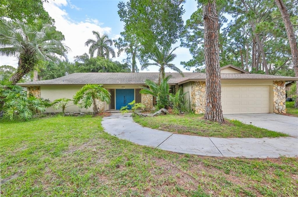 2823 Heron Place - Photo 0