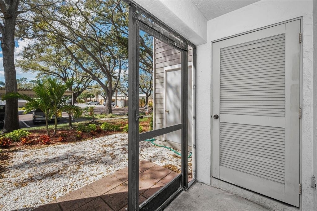 10626 Longwood Drive - Photo 25