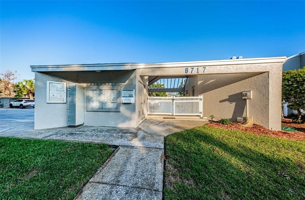 10626 Longwood Drive - Photo 42