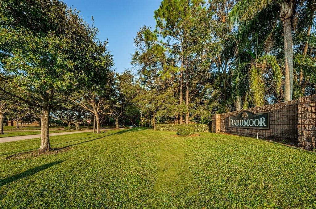 10626 Longwood Drive - Photo 39