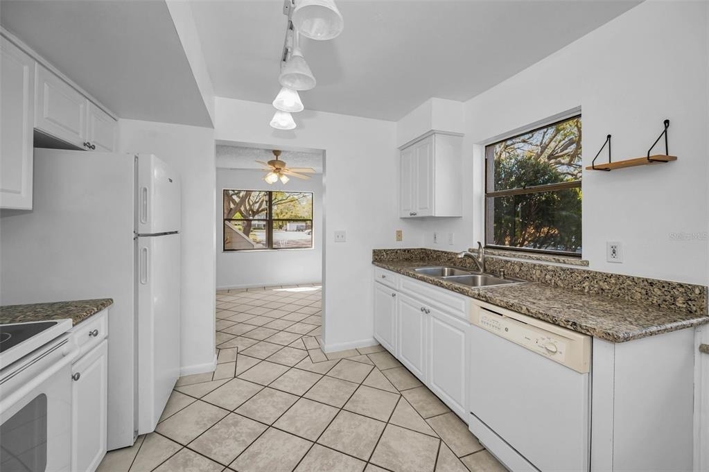 10626 Longwood Drive - Photo 13