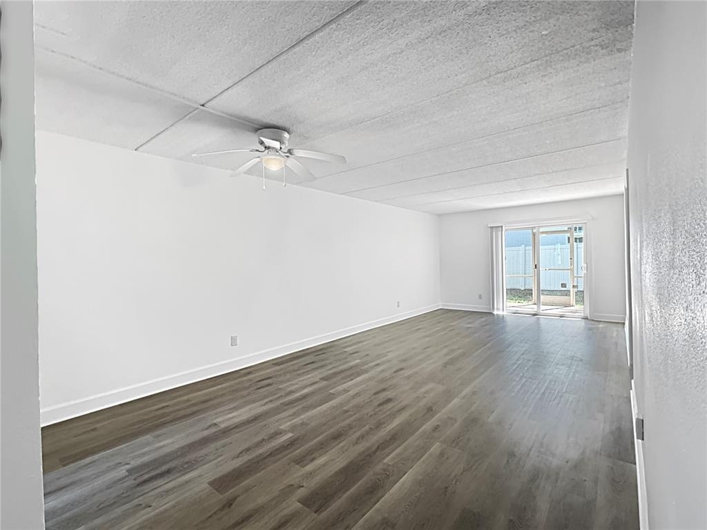 4435 1st Street Ne - Photo 3