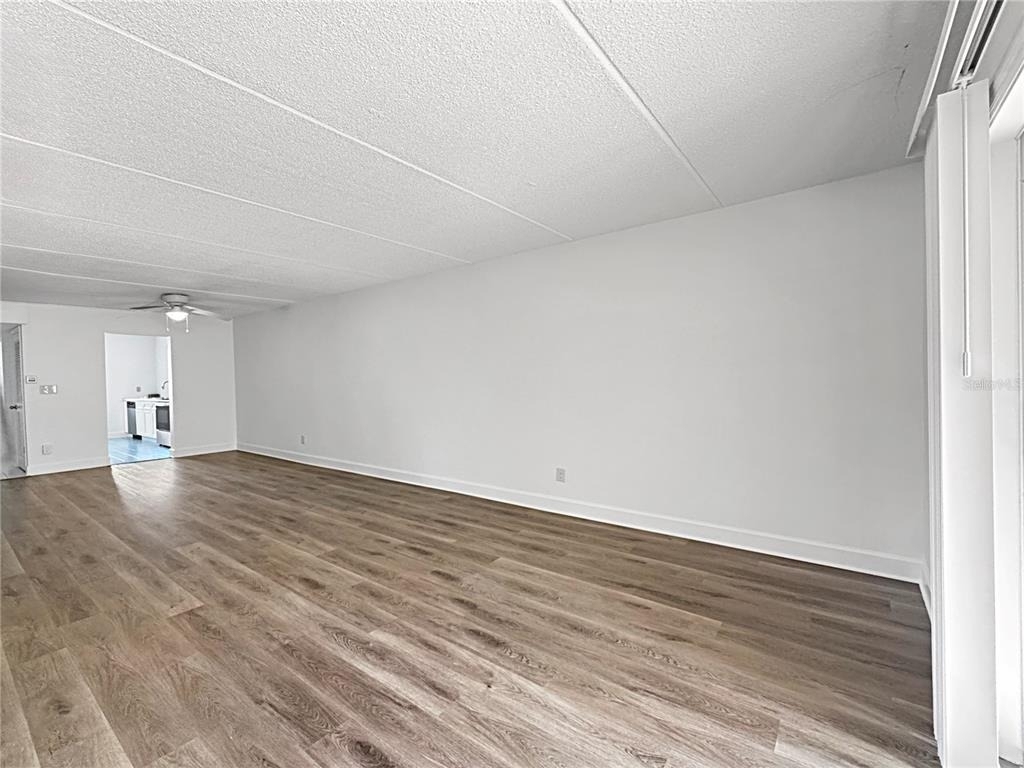 4435 1st Street Ne - Photo 8