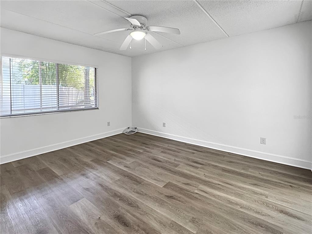 4435 1st Street Ne - Photo 5
