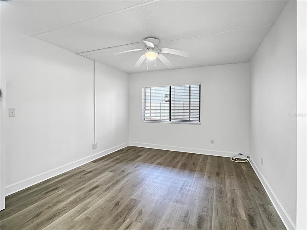 4435 1st Street Ne - Photo 13