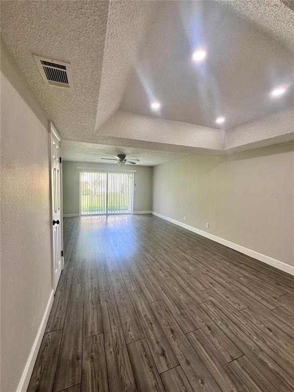 7512 Bolanos Court - Photo 8