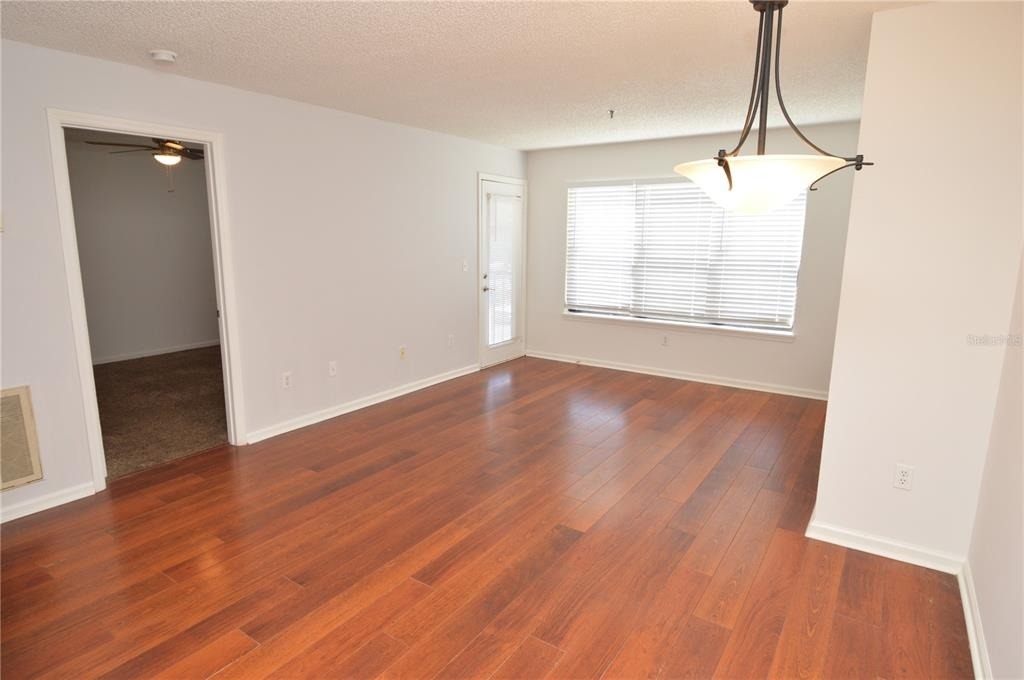 11901 4th Street N - Photo 3