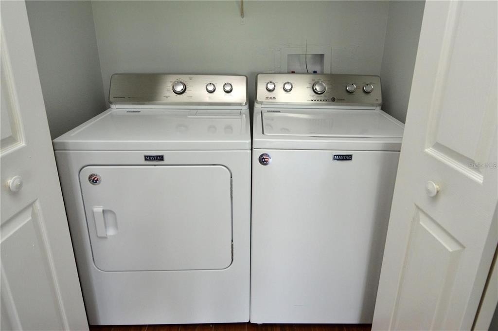 11901 4th Street N - Photo 5