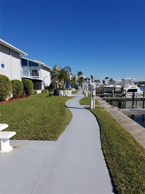 171 Medallion Boulevard - Photo 7