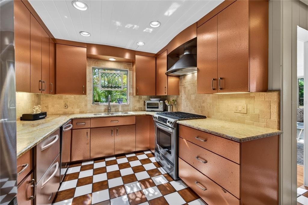 6113 10th Avenue S - Photo 10