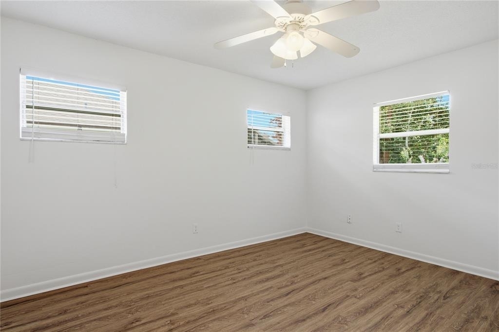 2028 Sussex Road - Photo 14