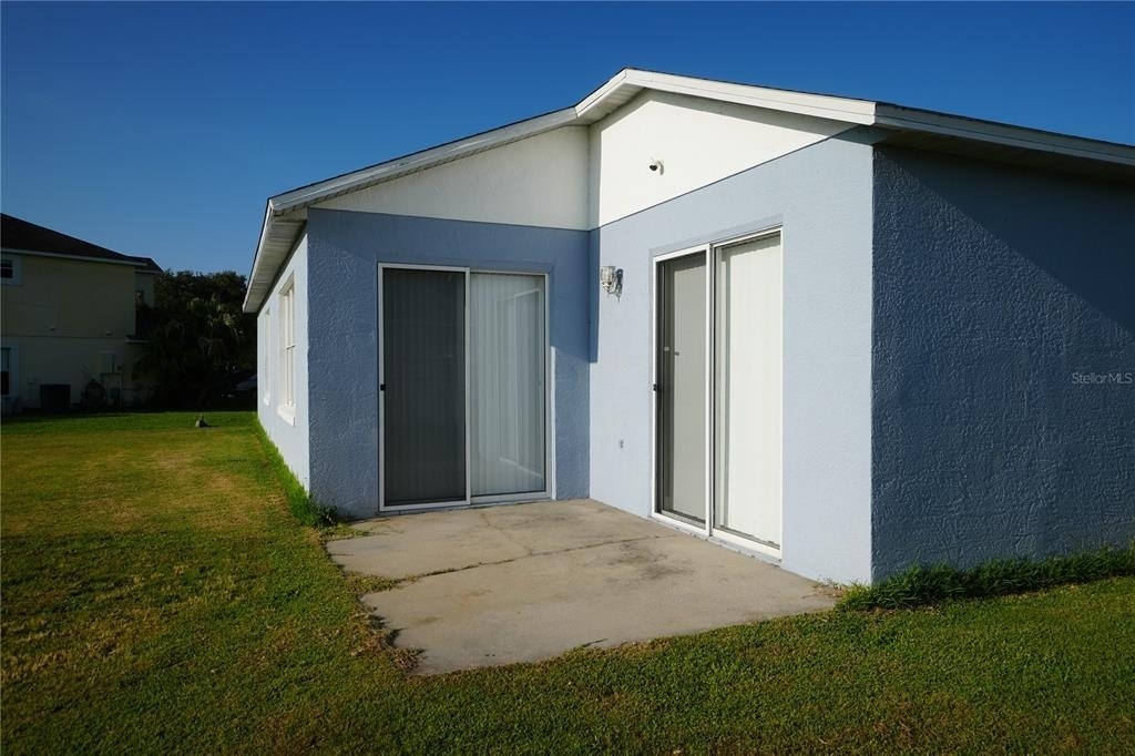 2560 Sage Drive W - Photo 1