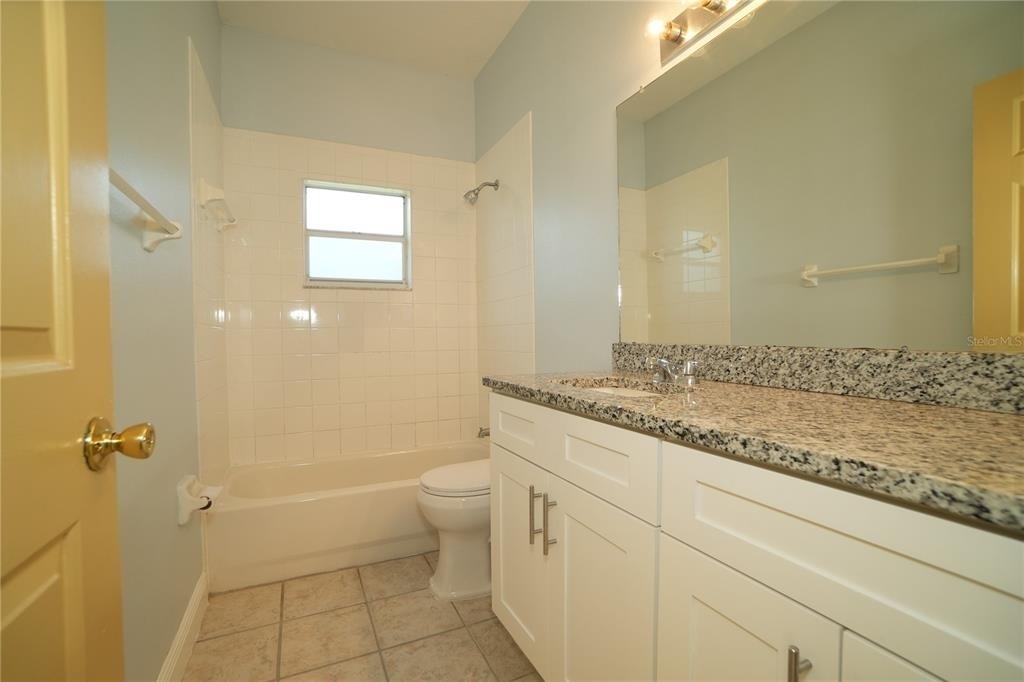 2560 Sage Drive W - Photo 14