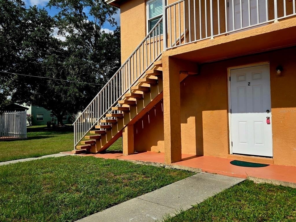727 Michigan Court - Photo 1