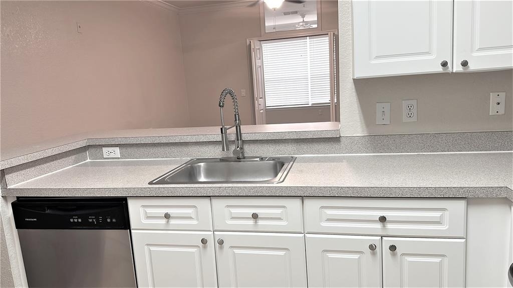 3355 S Kirkman Road - Photo 4