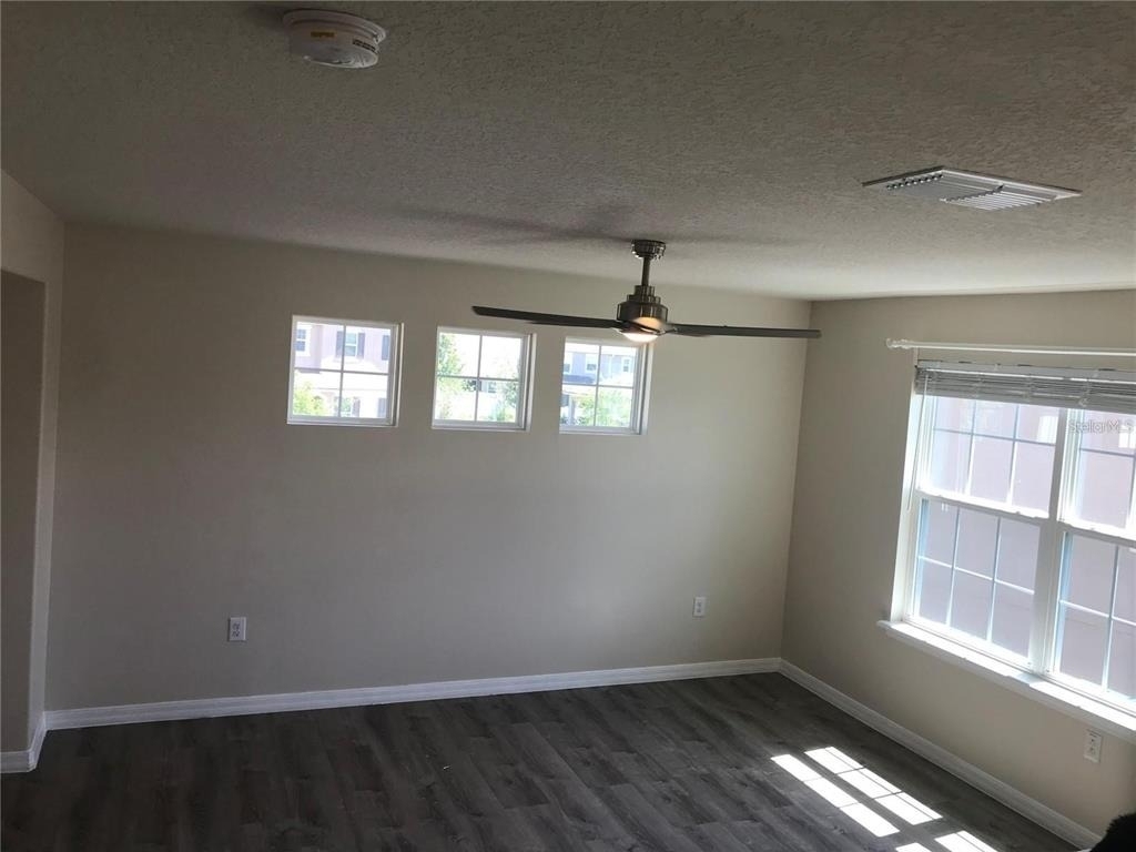 2504 Amati Drive - Photo 5