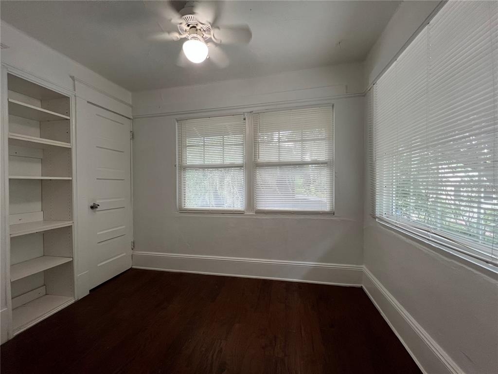 510 E Jackson St - Photo 3
