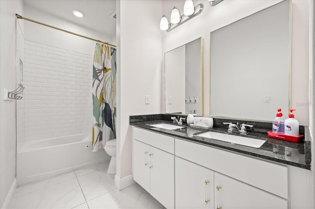 8109 Ludington Circle - Photo 35
