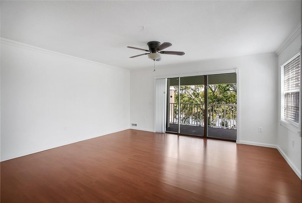 13815 Fairway Island Drive - Photo 3