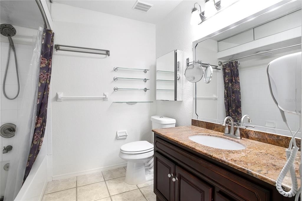 13815 Fairway Island Drive - Photo 14