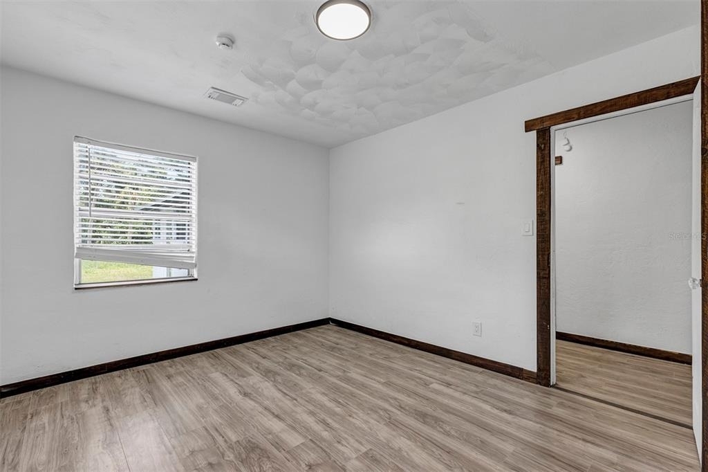 611 Marion Street - Photo 8