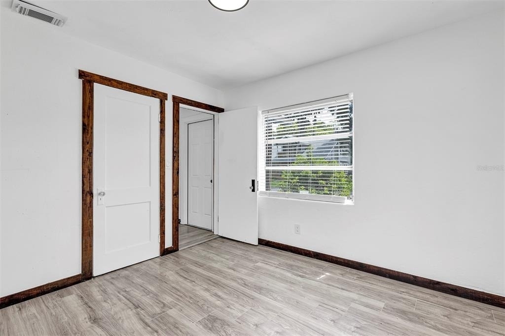 611 Marion Street - Photo 4