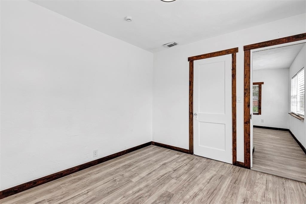 611 Marion Street - Photo 3