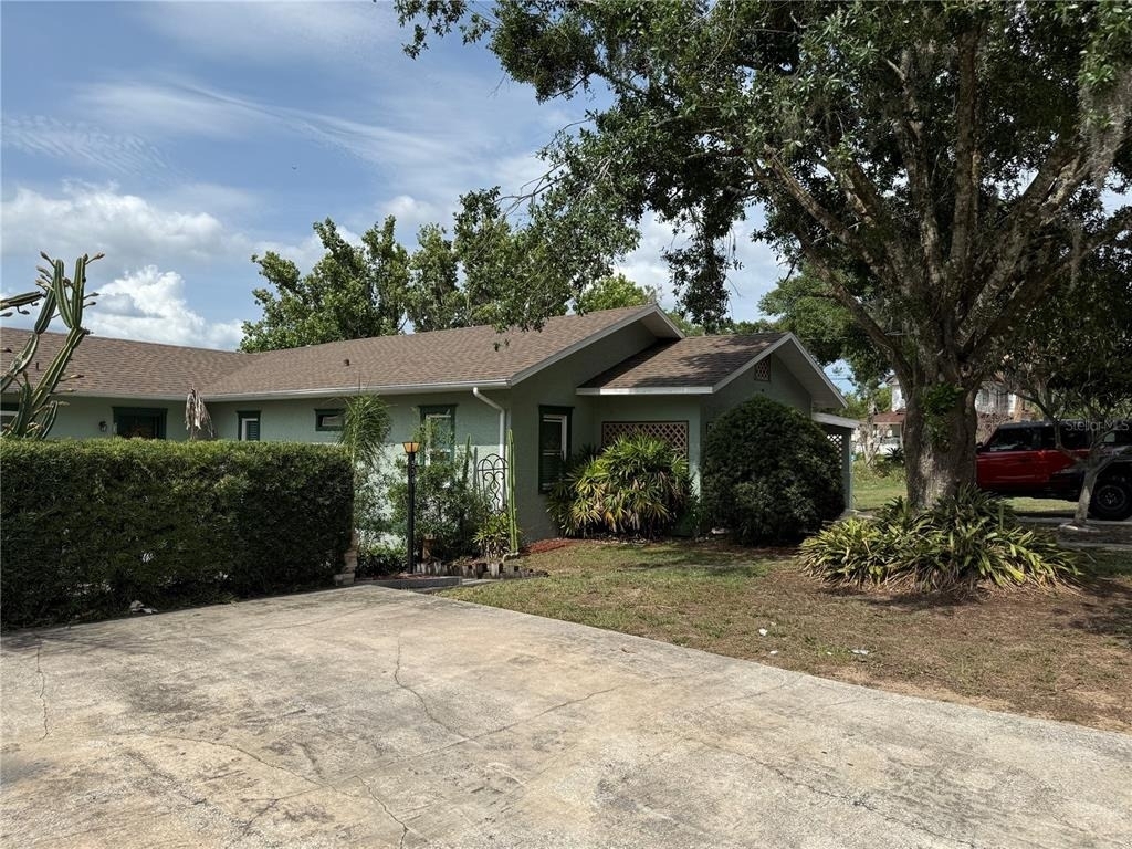 534 W Osceola Street - Photo 2