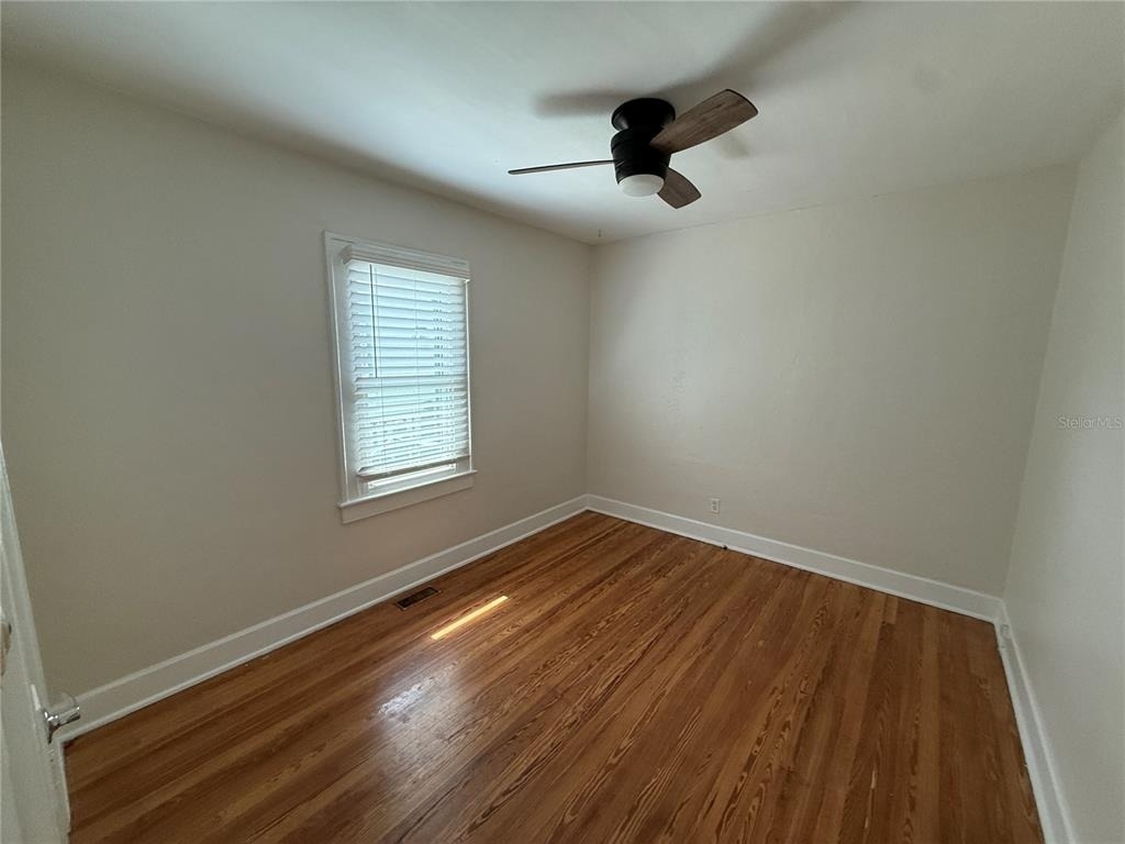 534 W Osceola Street - Photo 13