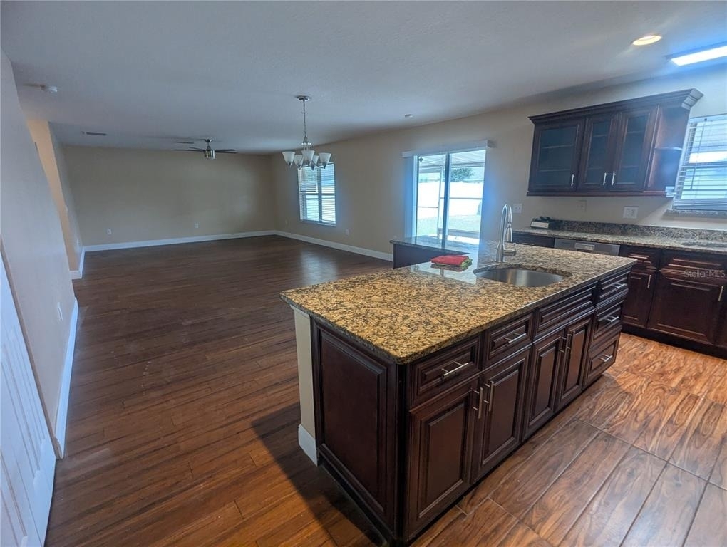 1628 Strthmore Circle - Photo 6